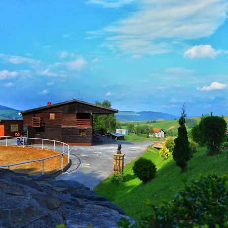 Chata Koniaren Villa Pavlovce Bagian luar foto