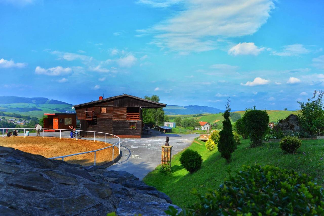 Chata Koniaren Villa Pavlovce Bagian luar foto