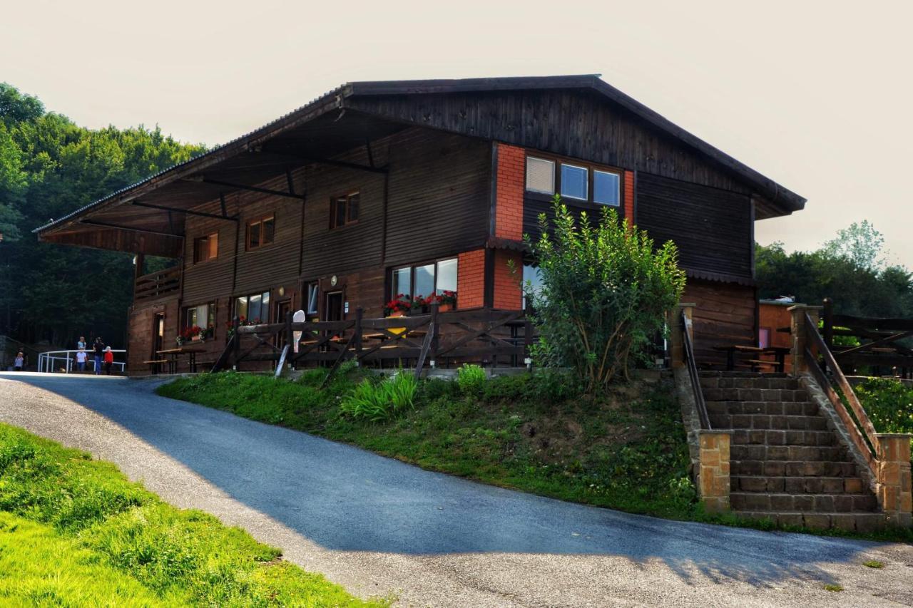 Chata Koniaren Villa Pavlovce Bagian luar foto