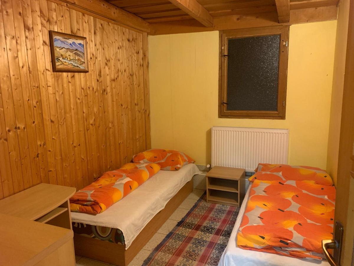 Chata Koniaren Villa Pavlovce Bagian luar foto